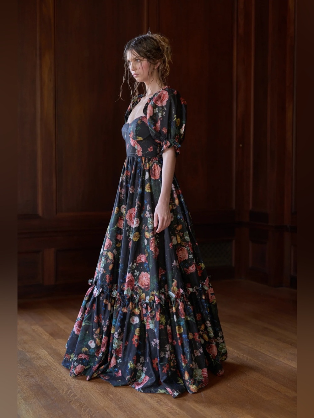 Selkie ~ The Nightcap Ritz Gown - Picture 4 of 14